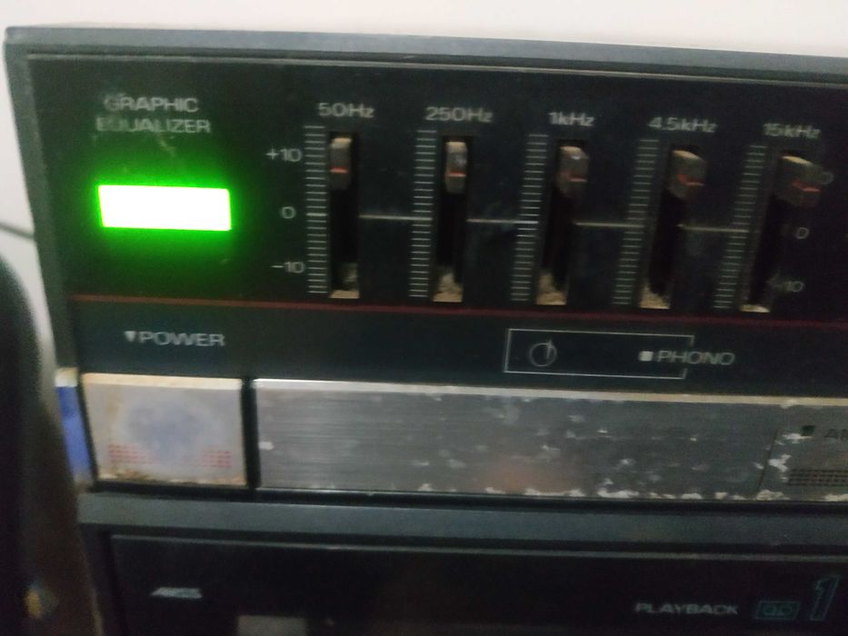 магнитола духкассетная с приемником  SANYO