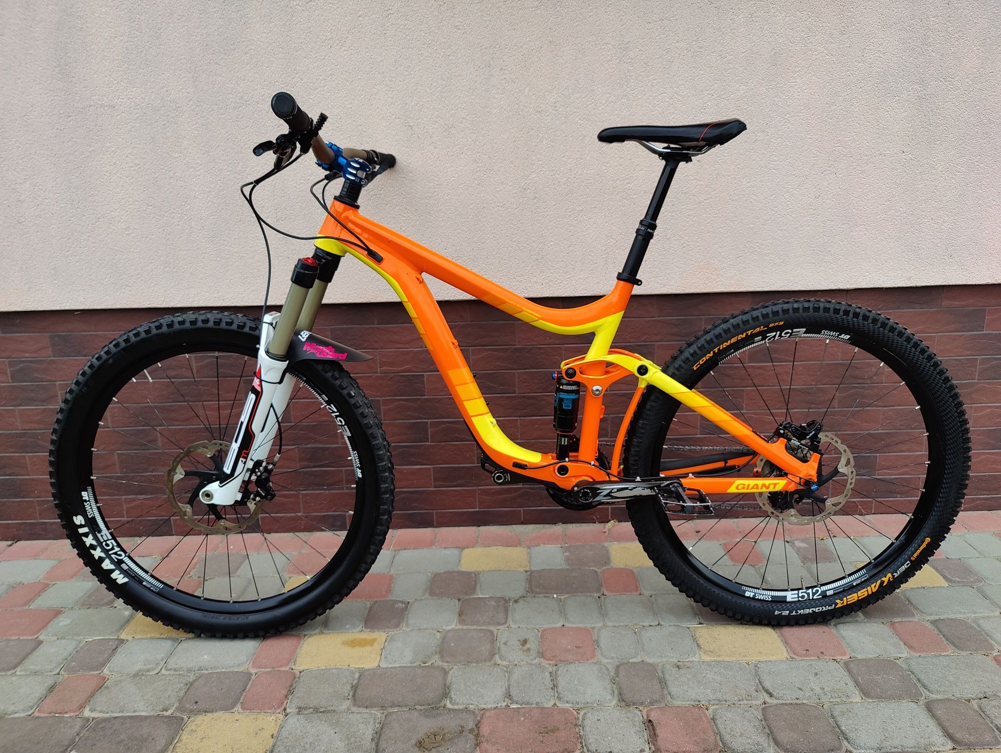 Велосипед двохпідвіс Giant Reign 2016 (M/L) downhill, enduro, freeride
