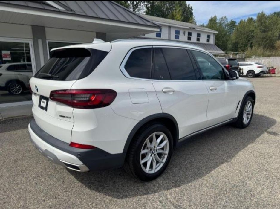 В дорозі BMW X5 01/2020 США