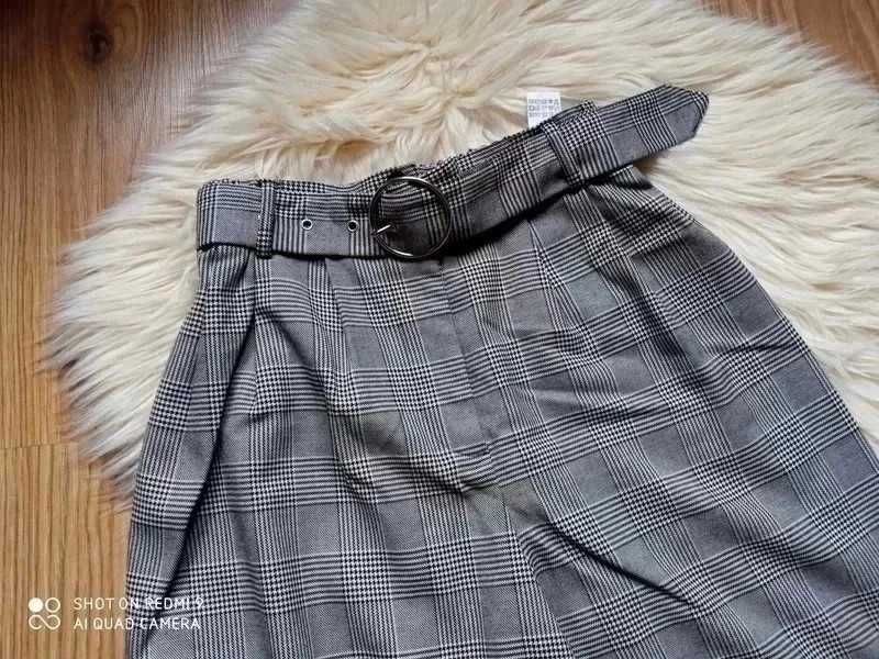 Spodnie z wysokim stanem , w kratę,paper bag BERSHKA