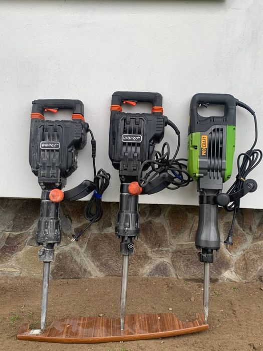 Інструмент прокат