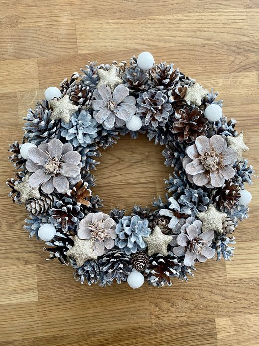 Wianek świąteczny na drzwi naturalny