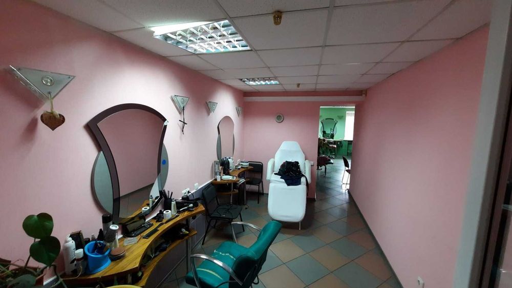 Вбудоване приміщення 75 кв. м вільного призначення вул.Гоголя