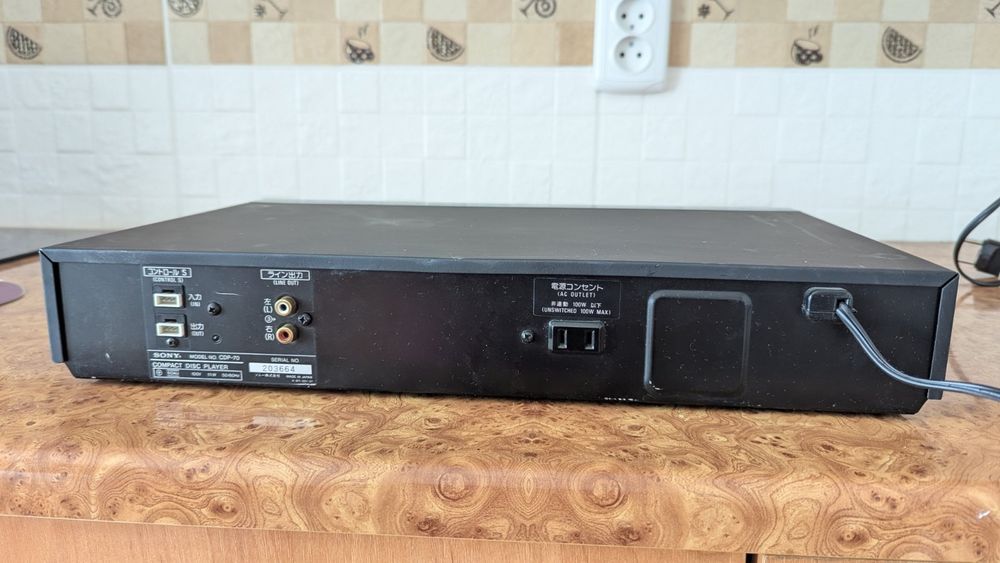 Сд проигрыватель Sony CDP 70 для рынка Японии 220в