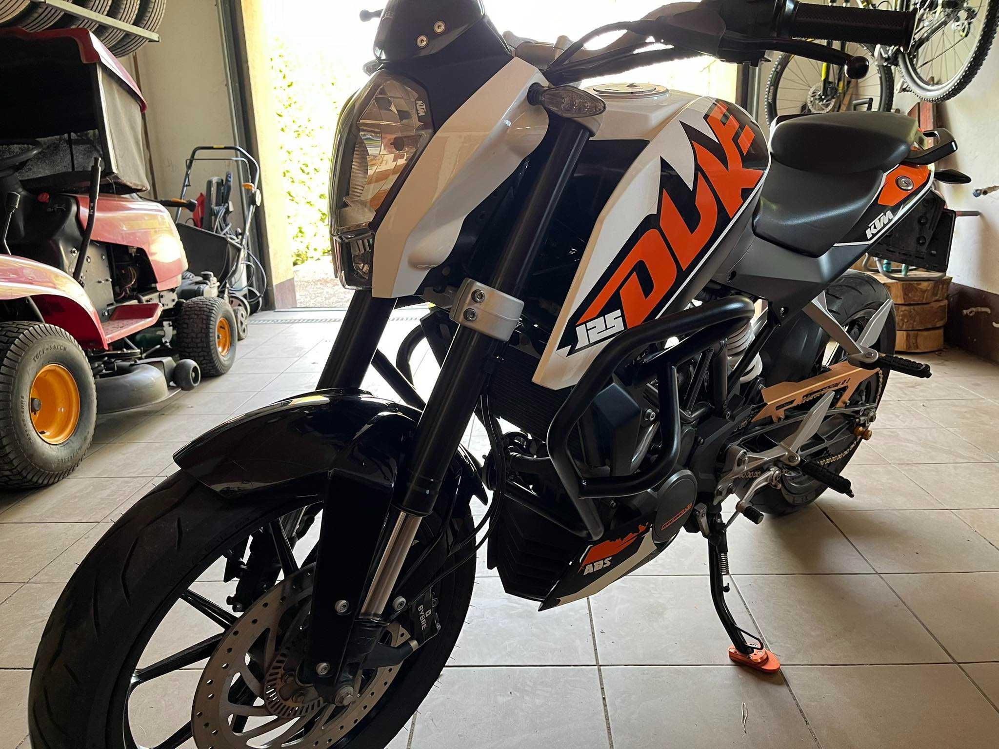 KTM DUKE 125 cm3 ABS