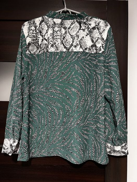 Сорочки блузи топи жіночі