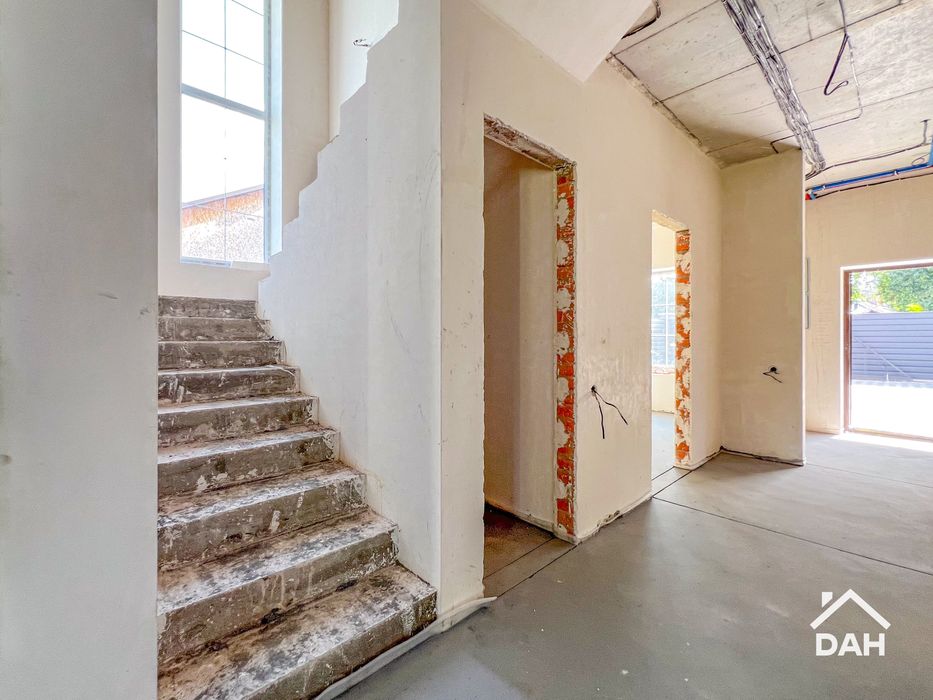 Будинок 200 м² з цегли в Києві, Жуляни, біля ЖК Британський Квартал