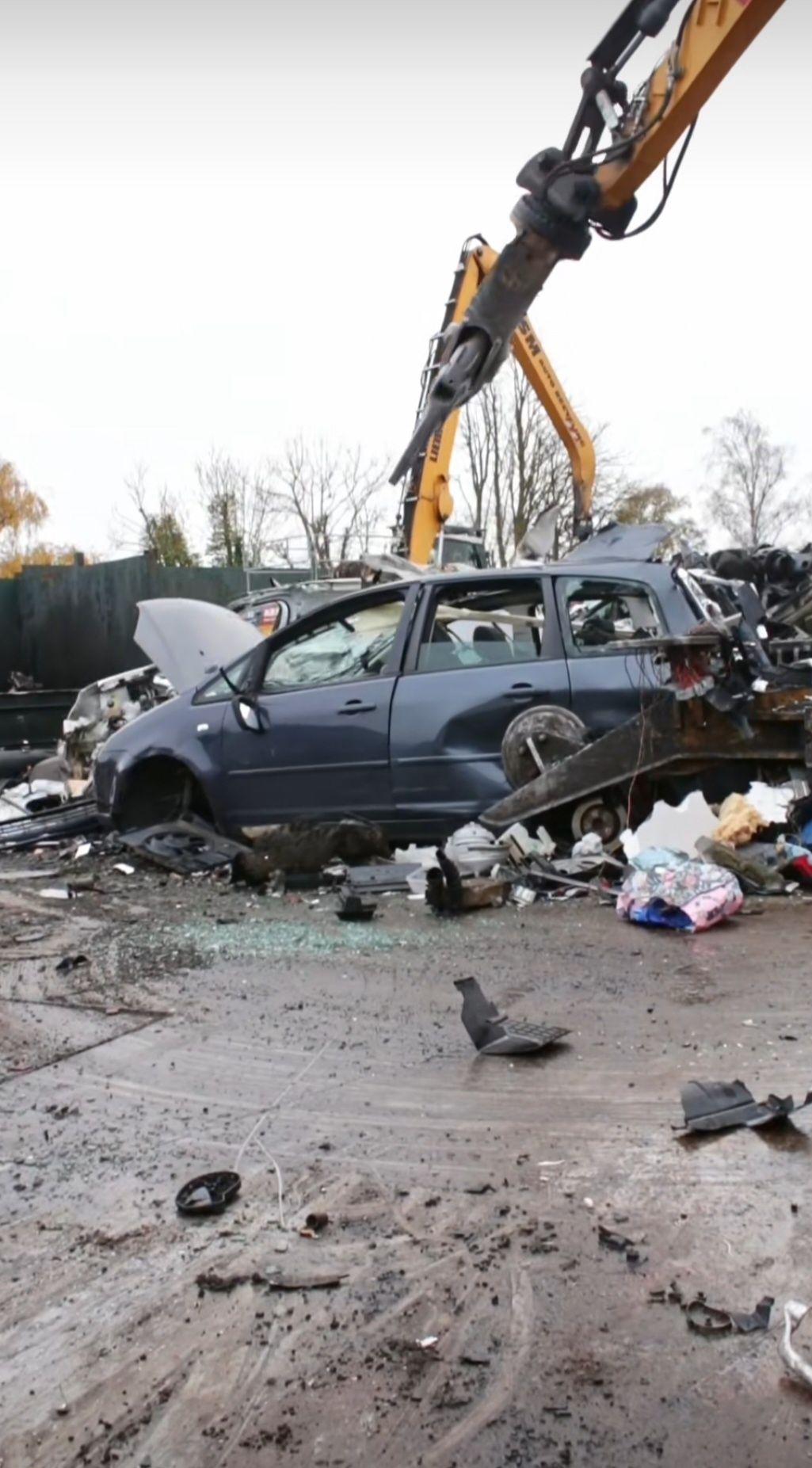 Auto złom 1zł/kg  legalne zlomowanie. Sosnowiec Katowice Dąbrowa Będzi