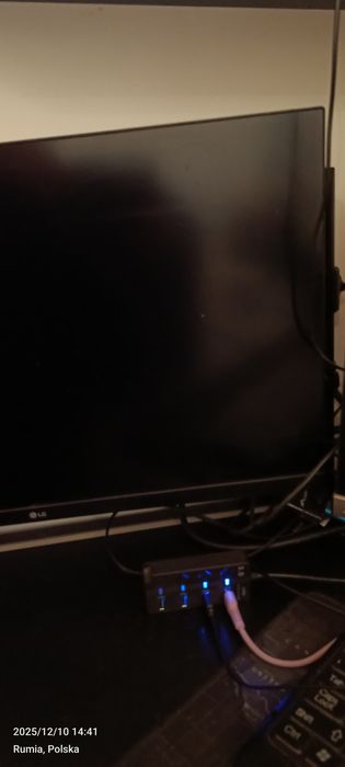 Monitor do komputera 27 cali sprawny.