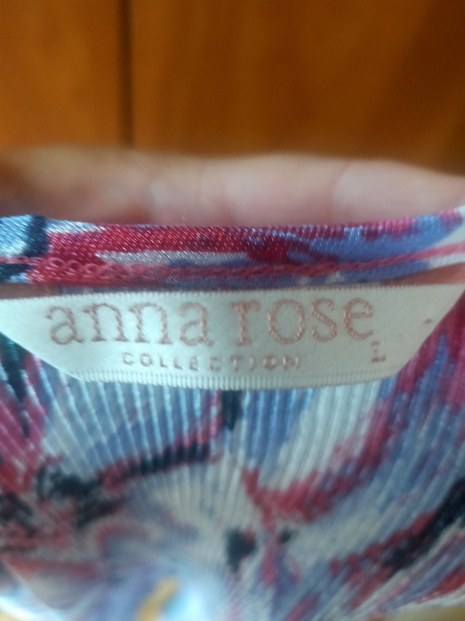 Powabna bluzka firmy Anna Rose, rozmiar L, XL