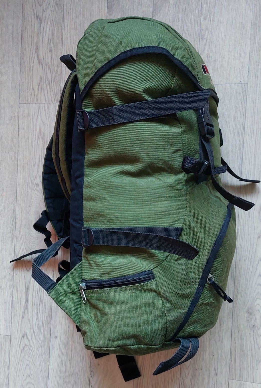 Рюкзак  б/у Berghaus Dart 30L