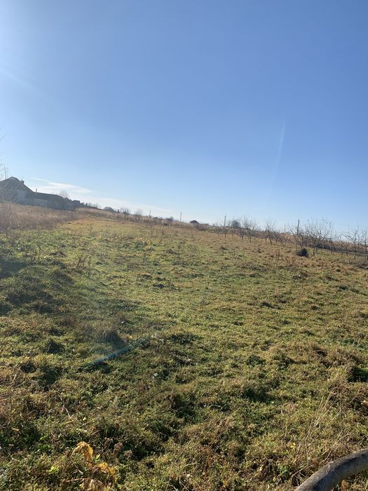 Земельна ділянька з фундаметом