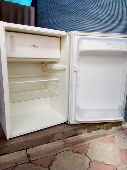 Холодильник Zanussi