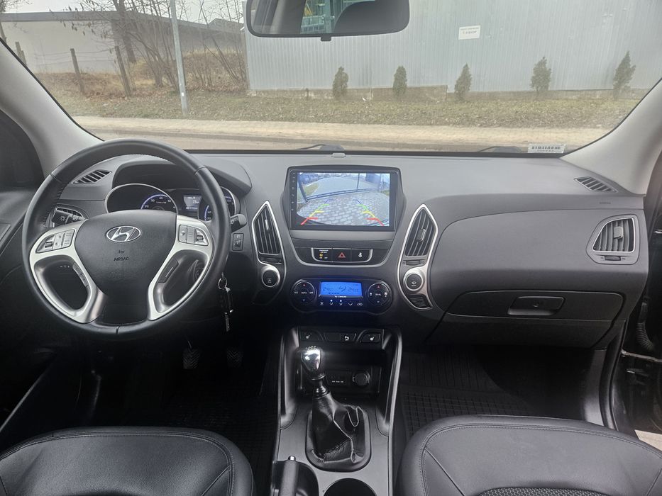 Hyundai ix35 2012 rok 1.6benzyna 135km bezwypadkowy serwis navi kamera