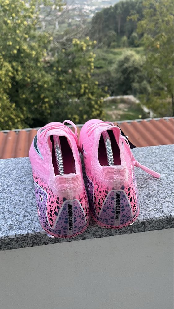 Chuteira Nike Mercurial