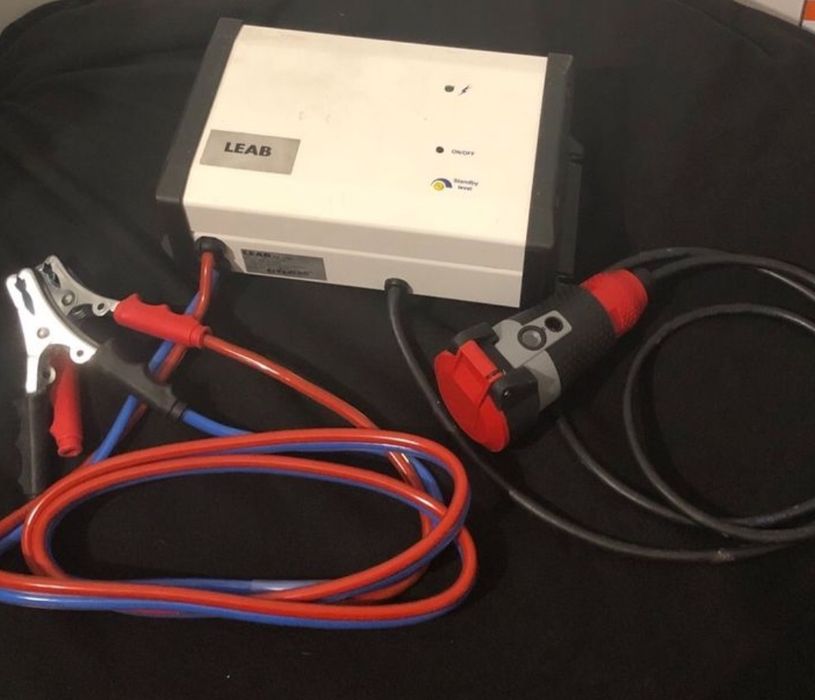 Перетворювач напруги/Інвертор 600/1200W Leab GS1206 12v-230v/чиста СИН