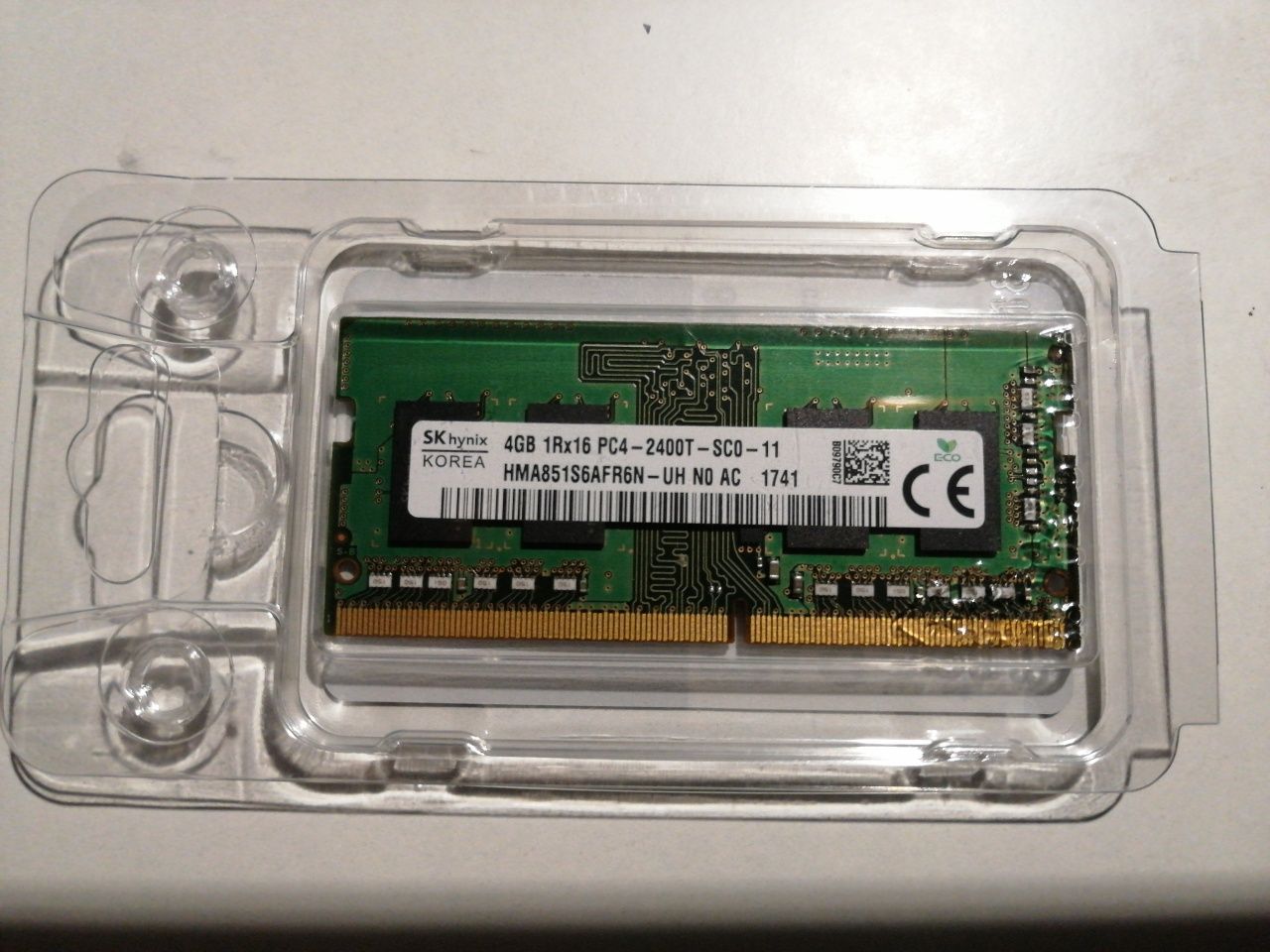 Memória SODIMM 4GB DDR4 PC4-2400 SK hynix