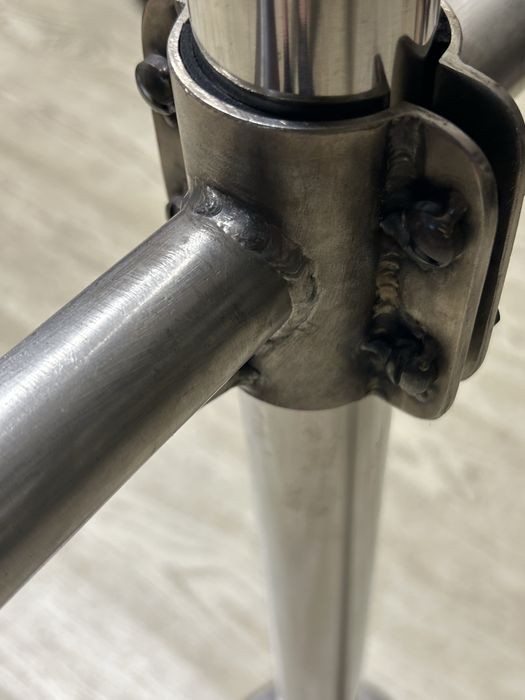 Реквизит на пилон