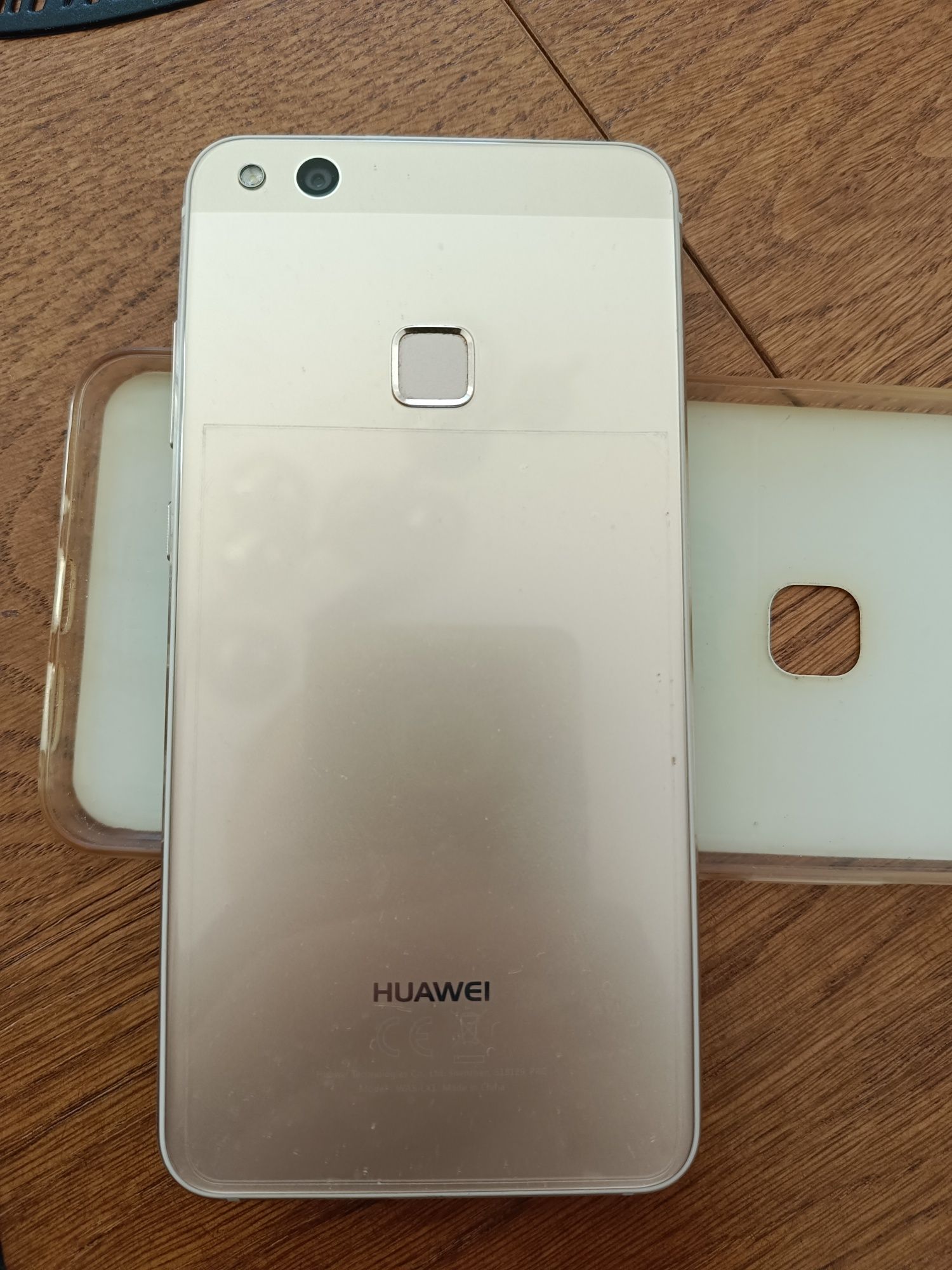 Smartfon Huawei + etui Tanio telefon komórkowy + smartwatch gratis