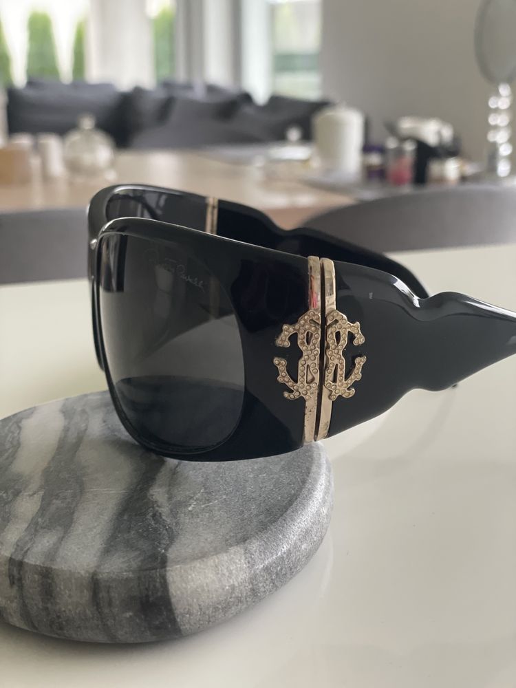 Okulary przeciwsłonecze Roberto Cavalli czarne ze srebrnym logo