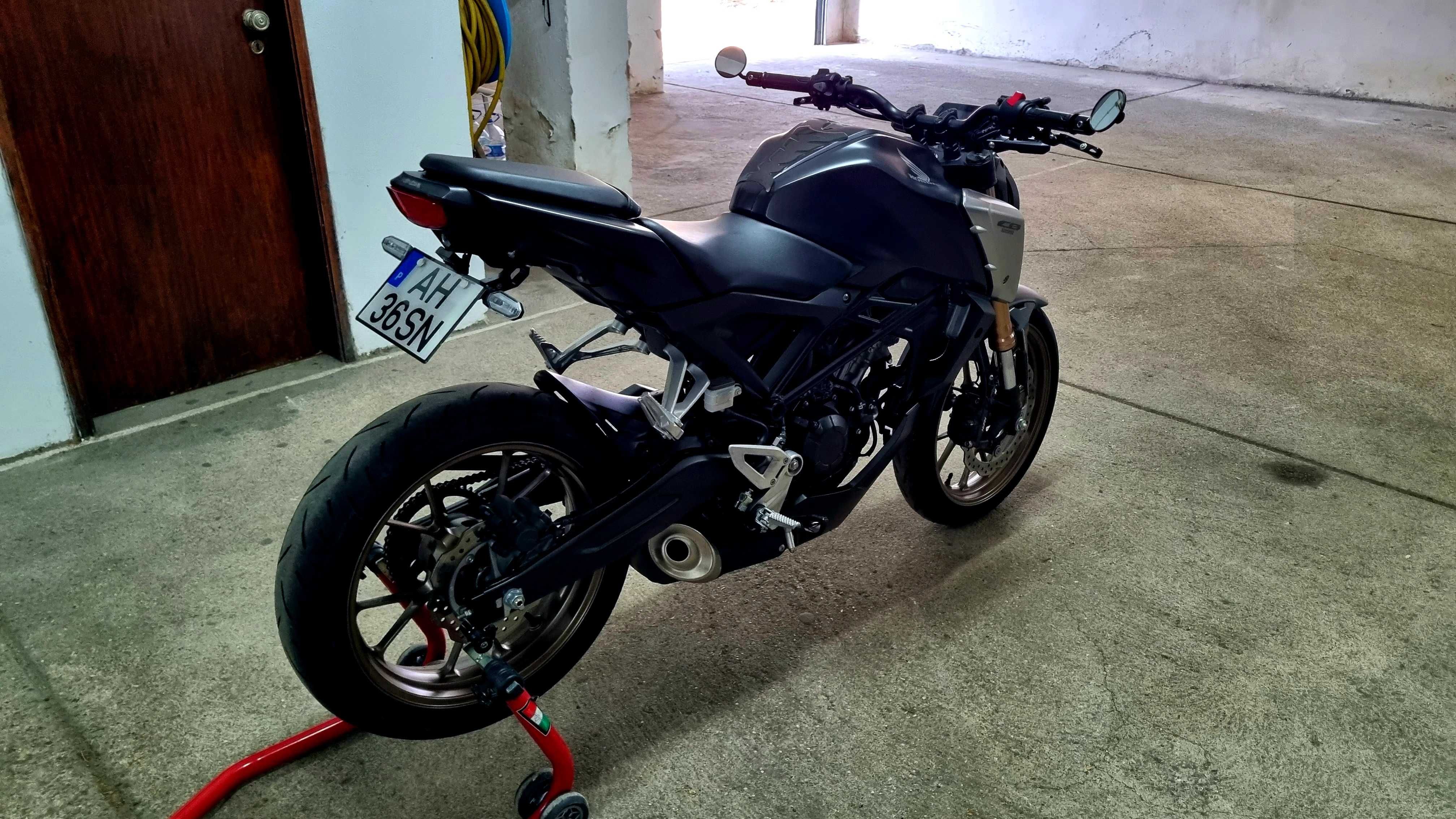 Honda CB125R Neo Sports cafe 15cv