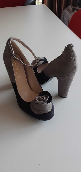 Sapatos Altos em Nubuck