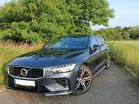 Volvo V60 Volvo V60 T8 Twin Engine R-Design 2020 B&W cam360 cena do negocjacji