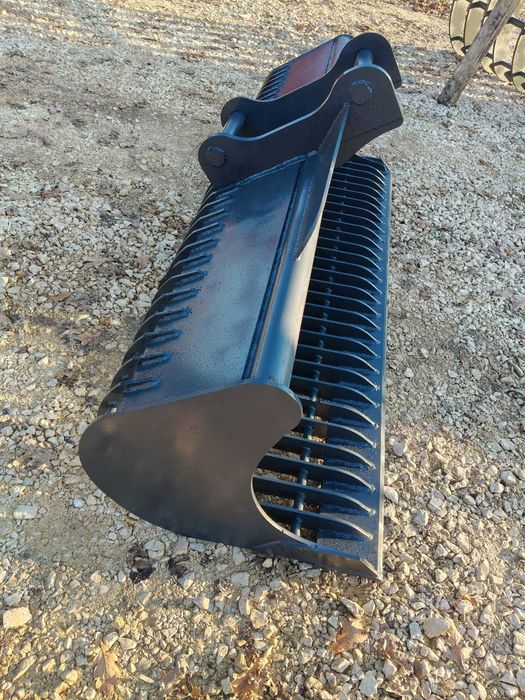 Łycha łyżka szufla melioracyjna do koparki ładowarki czyszczenia rowów