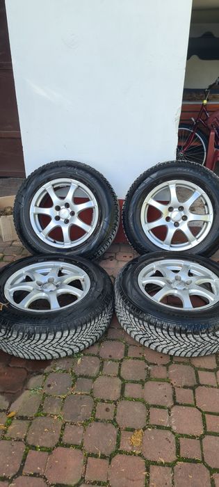 Opony zimowe 235/65/17R