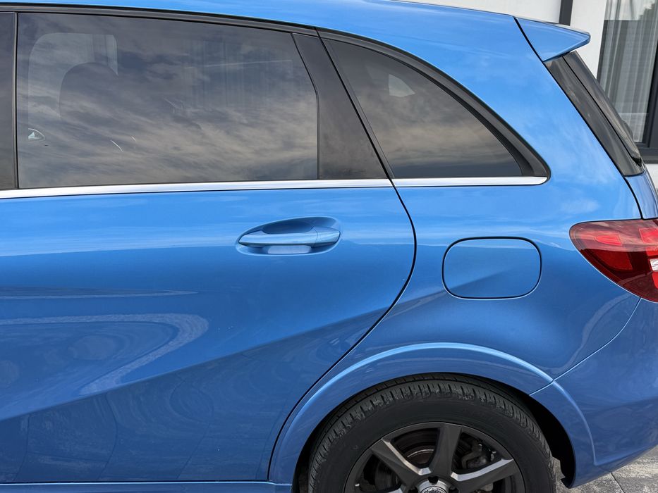 Mersedes-Benz B-Class 2015