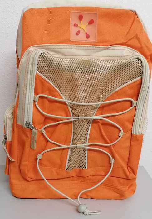 Mochila Laranja (artigo novo) por 5€