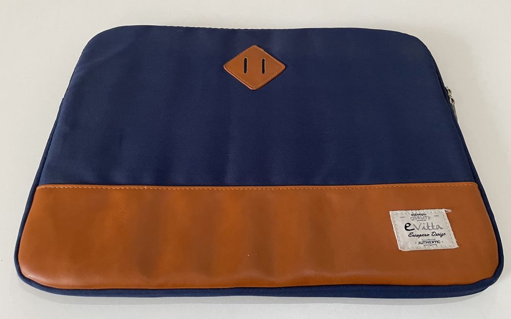 Bolsa/Mala para portátil 15.6” (Mac/Windows)