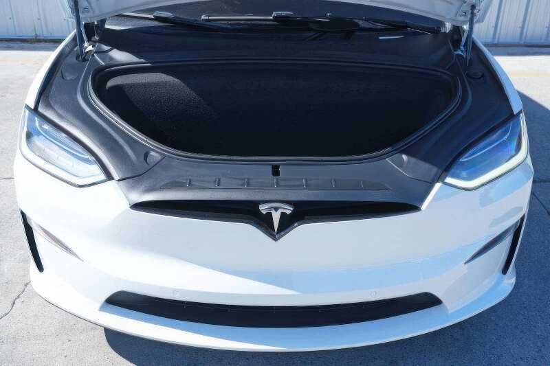 2022 Tesla Model X