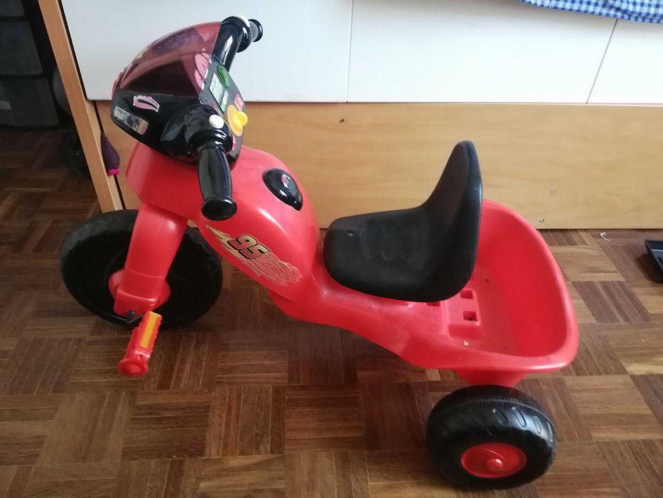 Triciclo Faísca McQueen