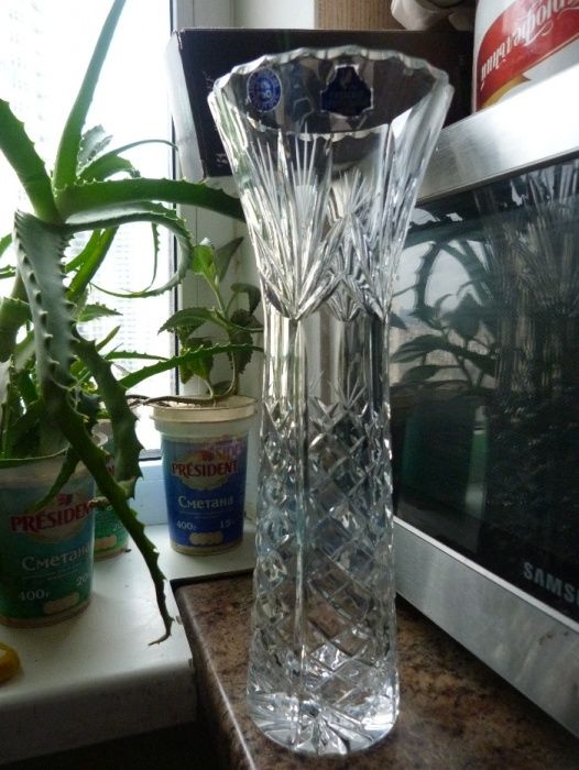 Хрустальная ваза 25 см, Югославия