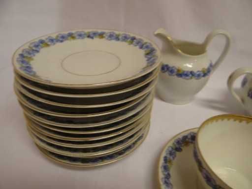 Serwis porcelanowy 10 osób