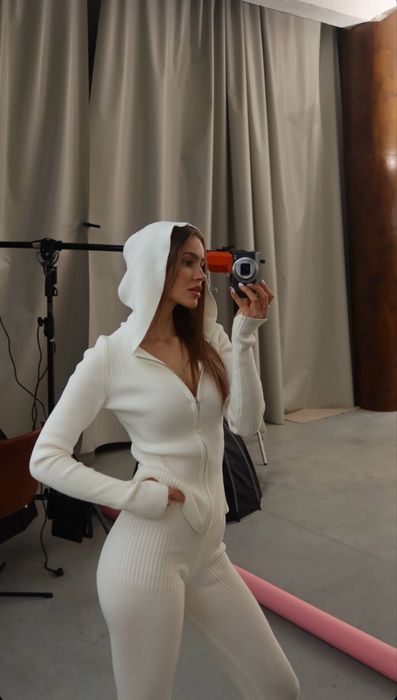 Вʼязаний( вязаний)  костюм the idol