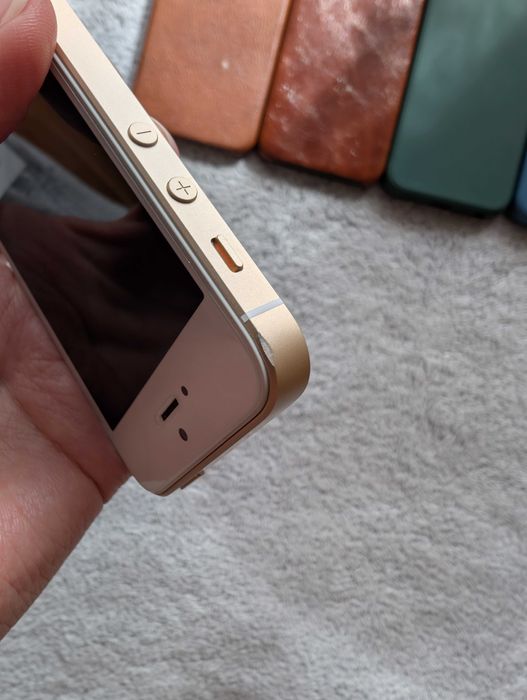 Apple iPhone SE 2016 gold 128 GB