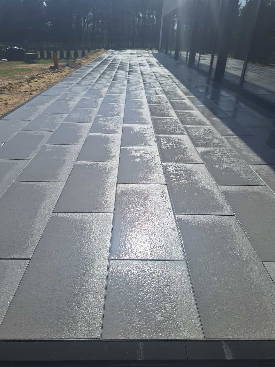 Układanie kostki brukowej kompleksowo, brukarz, brukarstwo  Prace ziem