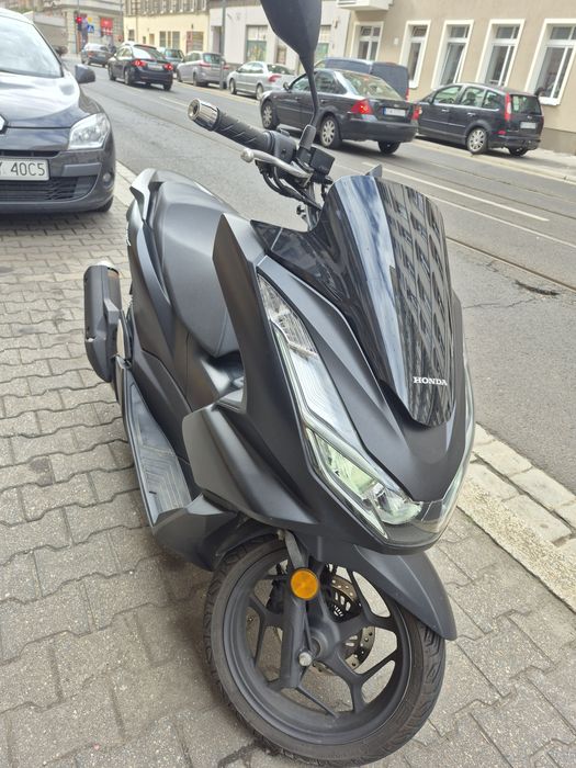 Skuter Honda PCX 125 rok 2023