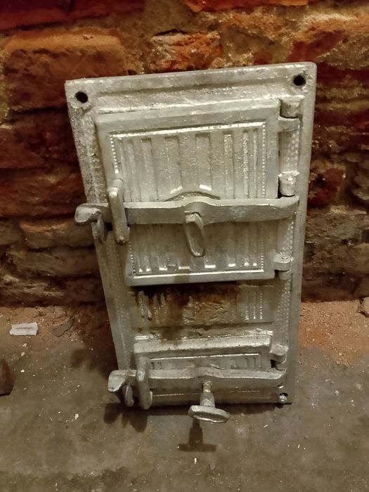 Drzwiczki plus ruszta