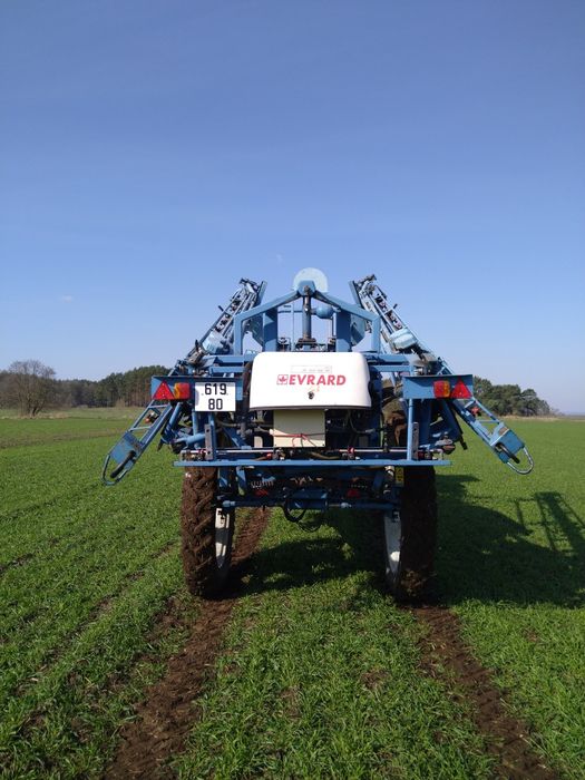 Opryskiwacz Evrard meteor 3400 hardi commander 24m skrętna oś