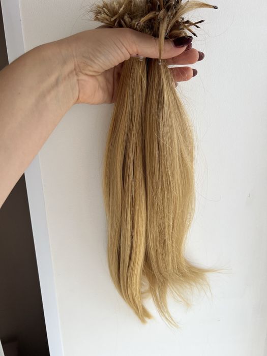 Натуральне волосся для нарощення або загущення