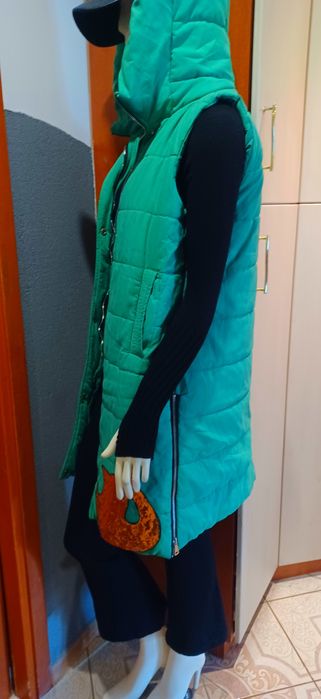 Kamizelka pikowana długa zielona