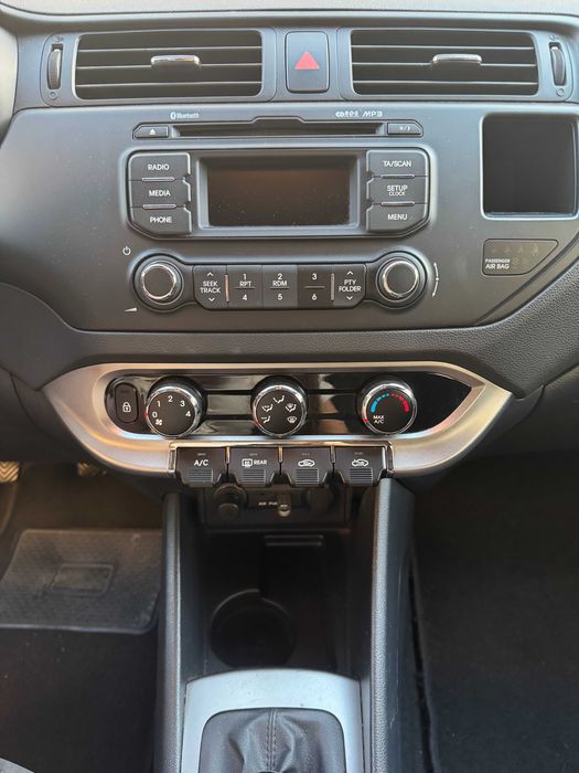 Kia Rio 1.2 CVVT EX