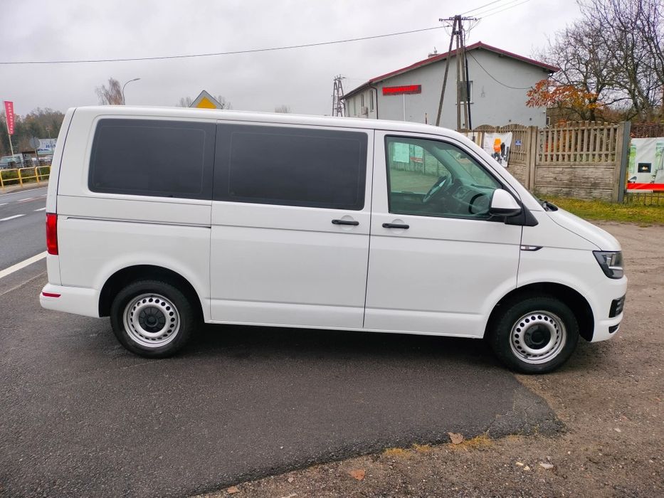 Volkswagen Caravella z 2016r. 2.0TDI 102KM KLIMA!!! 9-osobowy
