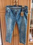 Продам джинси батали 68-70 размера