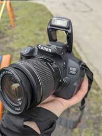 Canon 700d + об'єктив 18-55mm, флешка, акумулятор і зарядка