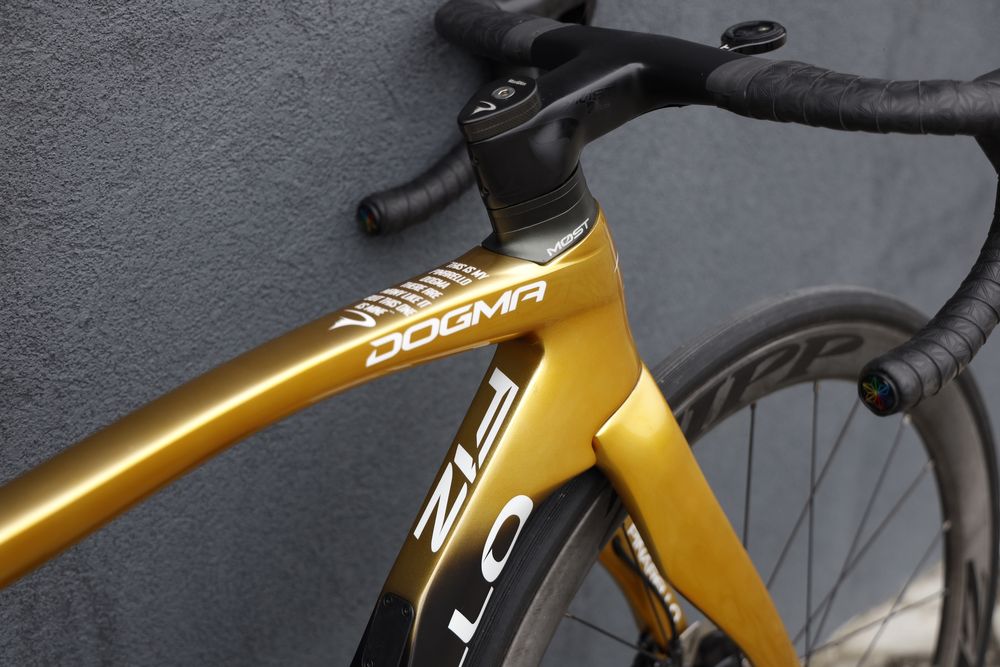 Pinarello Dogma F12 - Shimano Ultegra 12v