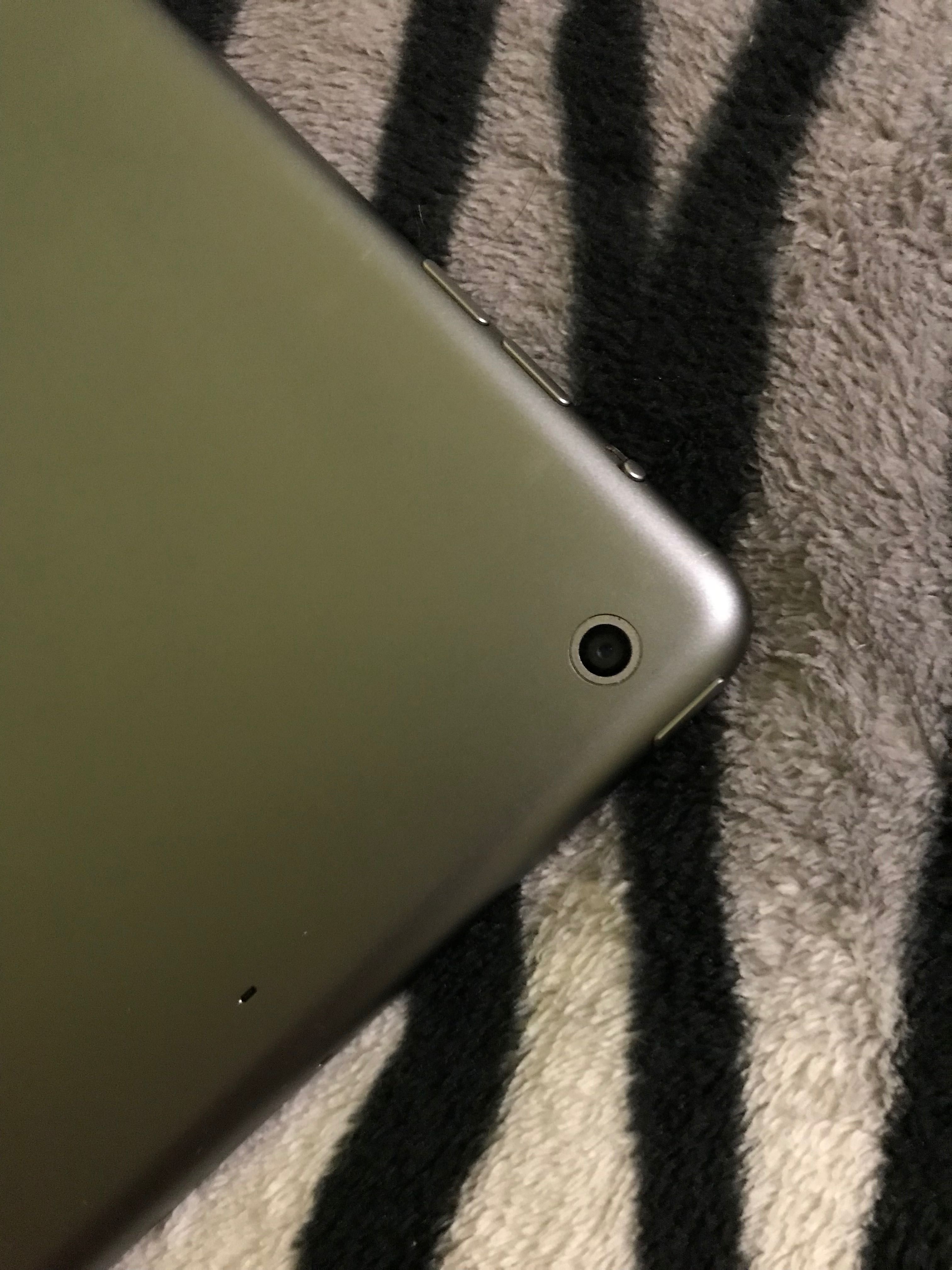 iPad Mini 2 (2013) в состоянии близком к идеальному